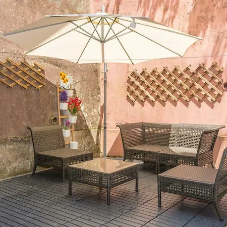 Graca Patio Lisbon